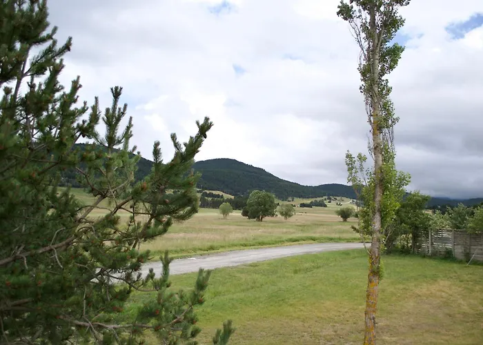 Apartment Au Pied Pistes La Quillane